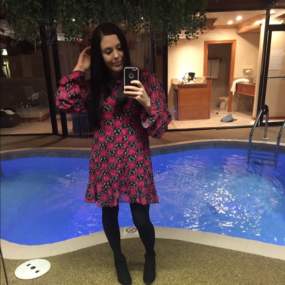 About my closet ✨ - Picture 1 of 7